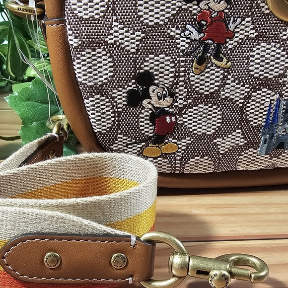 Coach Bag In Signature Textile Jacquard With Mickey Mouse & Friends Disney X NWT - Picture 10 of 14